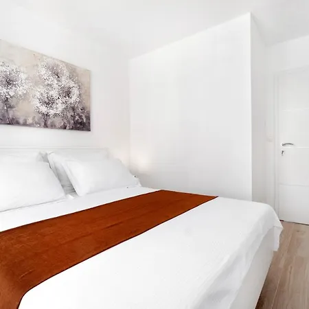 And Vuleta, Close To The Apartamento *