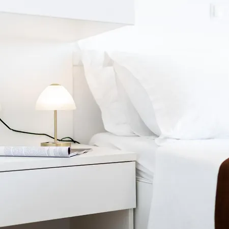 And Vuleta, Close To The Apartamento