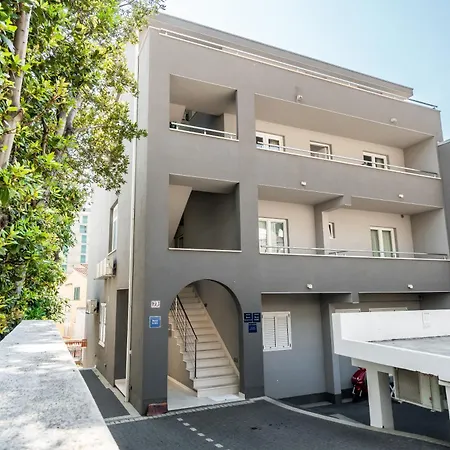 And Vuleta, Close To The Apartment *