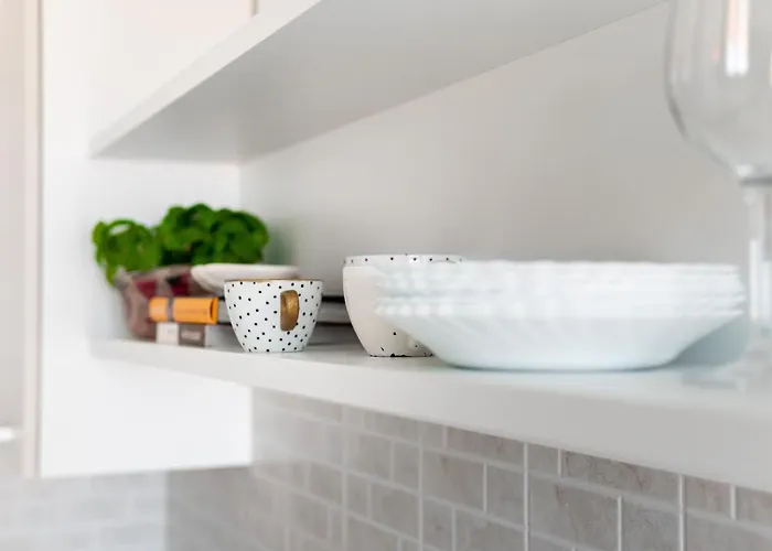 And Vuleta, Close To The * 马卡尔斯卡